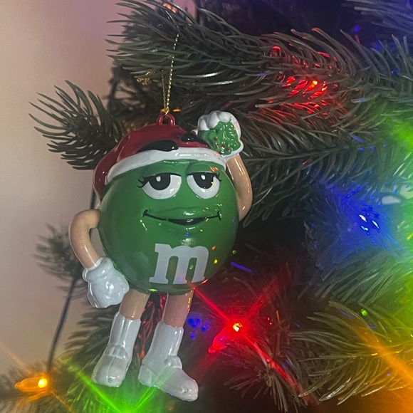 💚 Vintage M&M’s Green Large Christmas Ornament - Picture 2 of 4